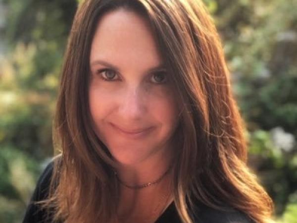 Image of Lori Pfingst